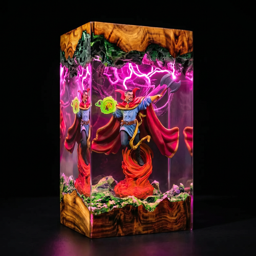 Lampe résine Dr Strange