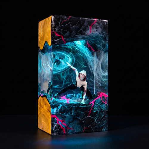 Lampe résine Gwen Stacy