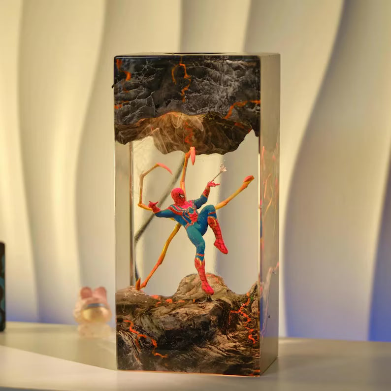 Lampe résine Spiderman