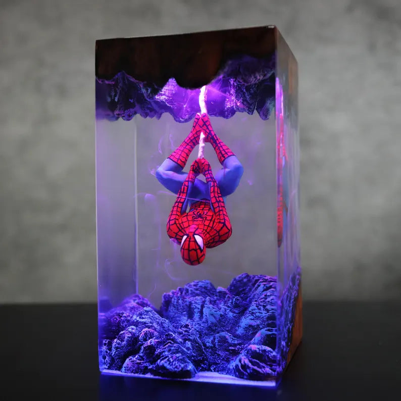 Lampe résine Spiderman