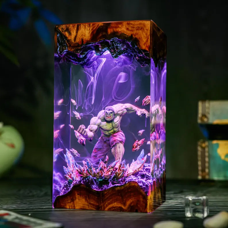 Lampe résine Hulk
