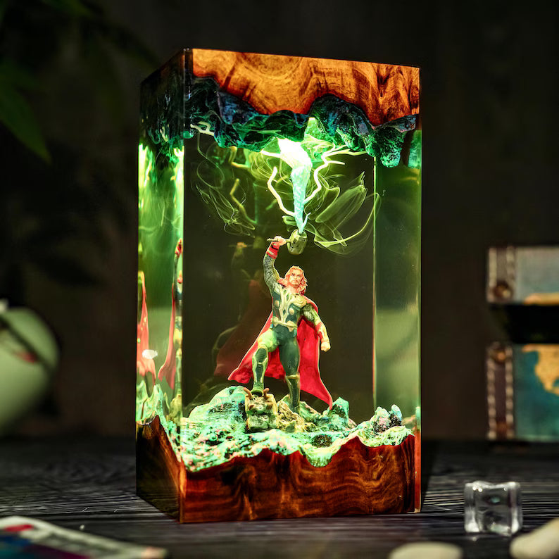 Lampe résine Thor