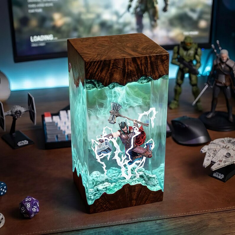 Lampe résine Thor N°2