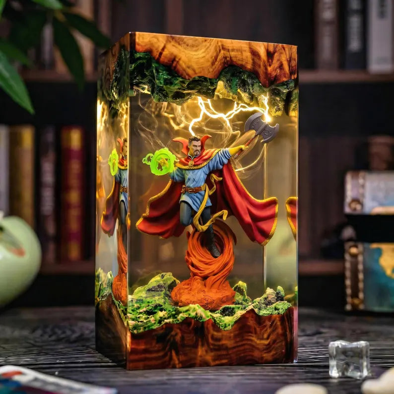 Lampe résine Dr Strange