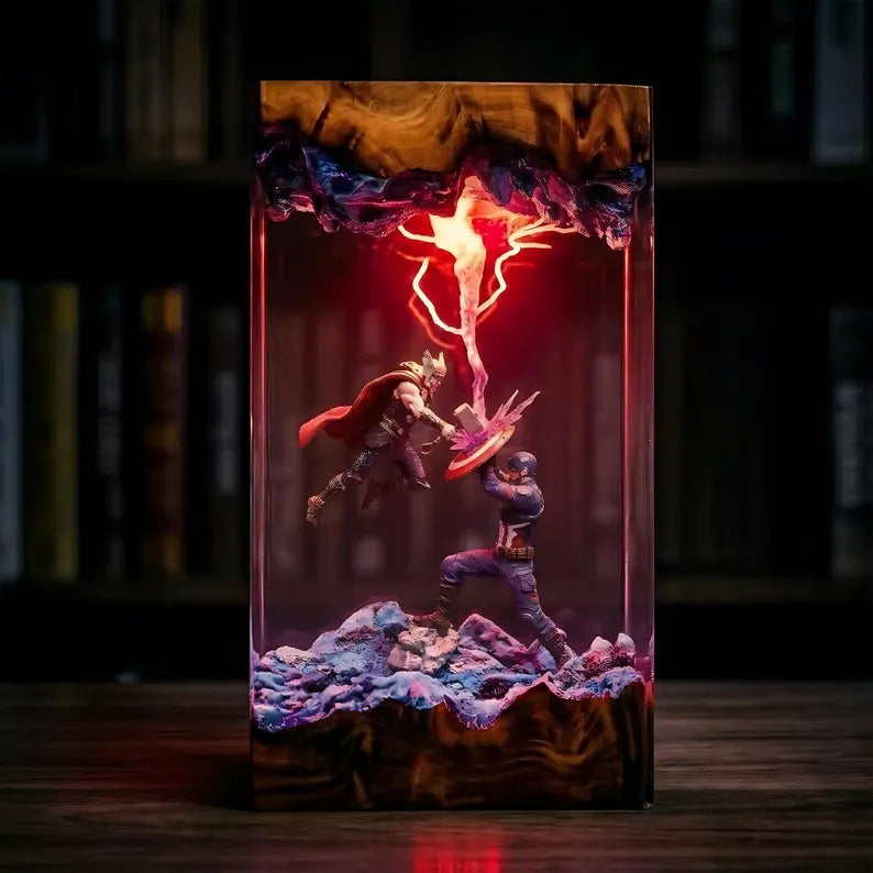 Lampe résine Thor vs Captain America